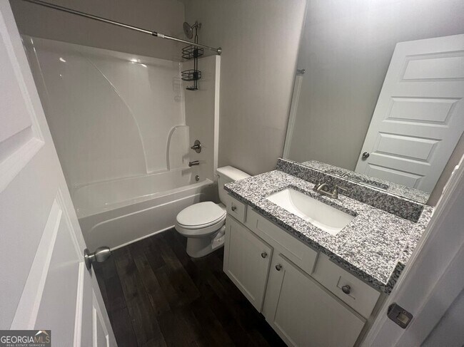 Building Photo - 50 Crabapple Ridge Dr