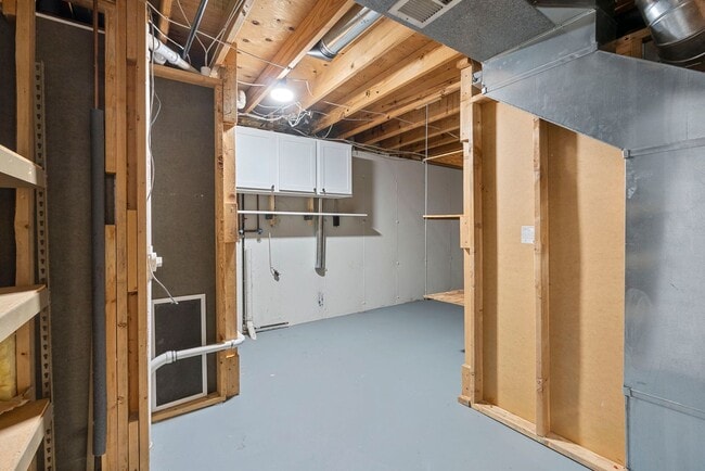Building Photo - Luxury Remodeled 3Bed/2Bath w/ Finished Ba...