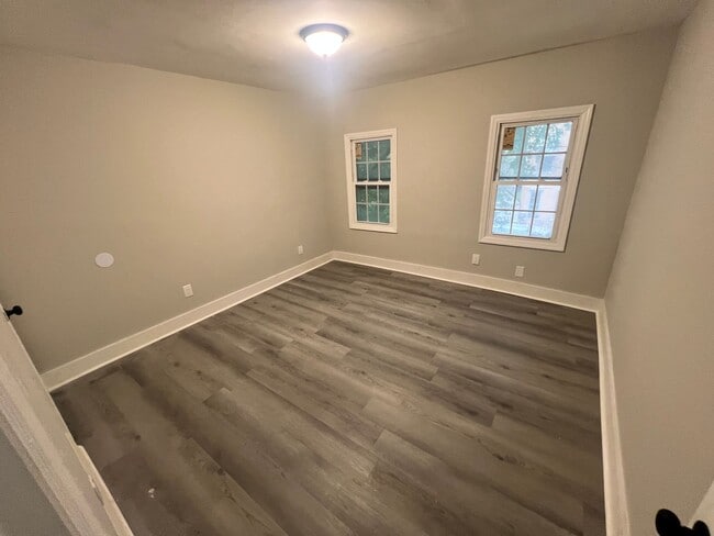 Building Photo - 373 St Joes Ave