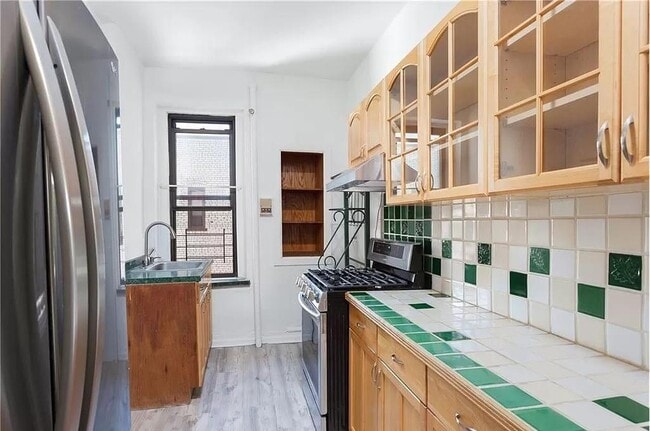 Building Photo - 179 Ocean Pkwy