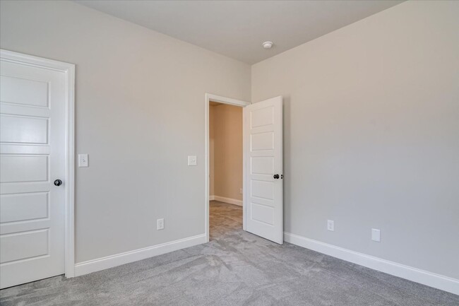 Building Photo - 4 bedroom, 2.5 bathroom in Harlem, GA