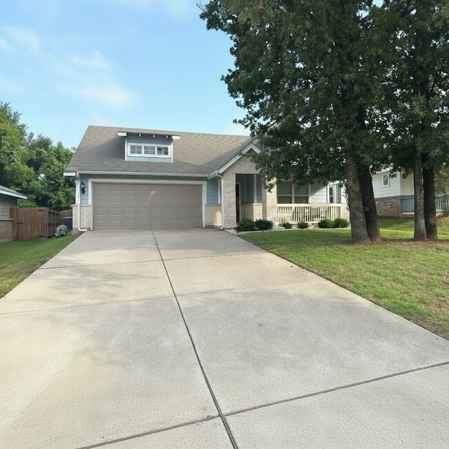 Building Photo - 337 Daleview Dr