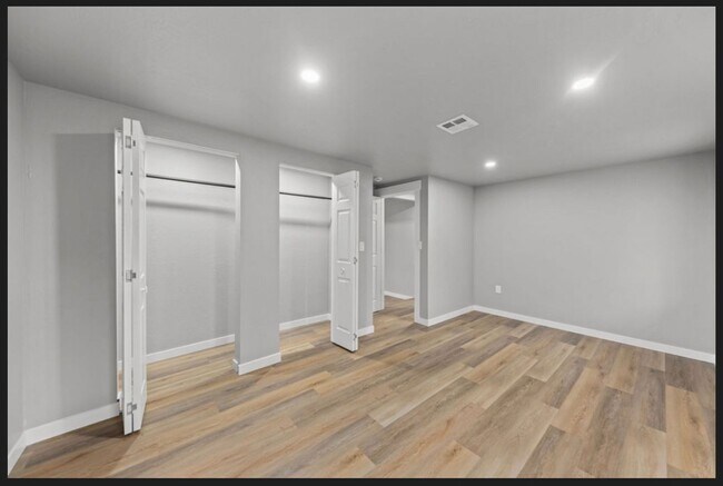 Building Photo - 6208 Dark Hollow Rd