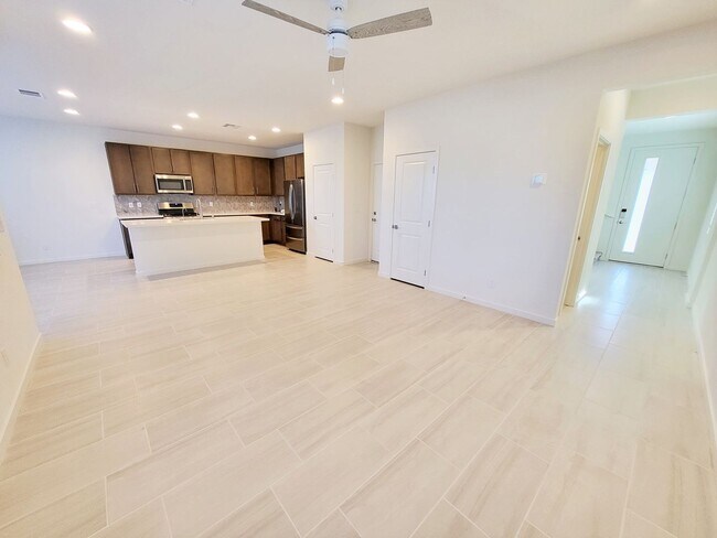 Building Photo - House for Rent in Summerlin Call or Text f...