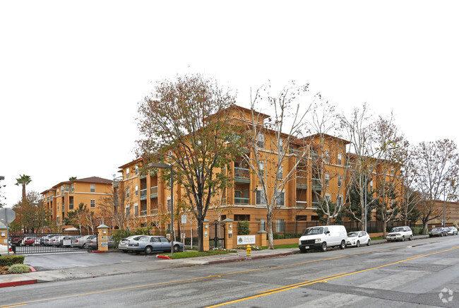 Primary Photo - Parkview Senior Apartments
