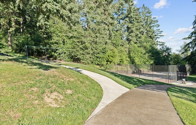 Building Photo - 1614 Village Park Pl