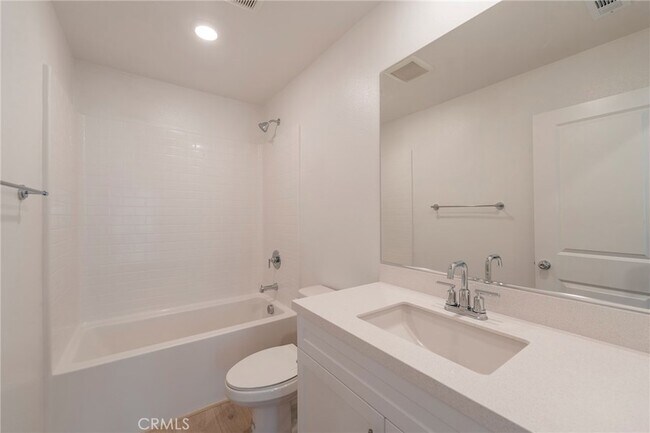 Building Photo - 2290 Yuzu St