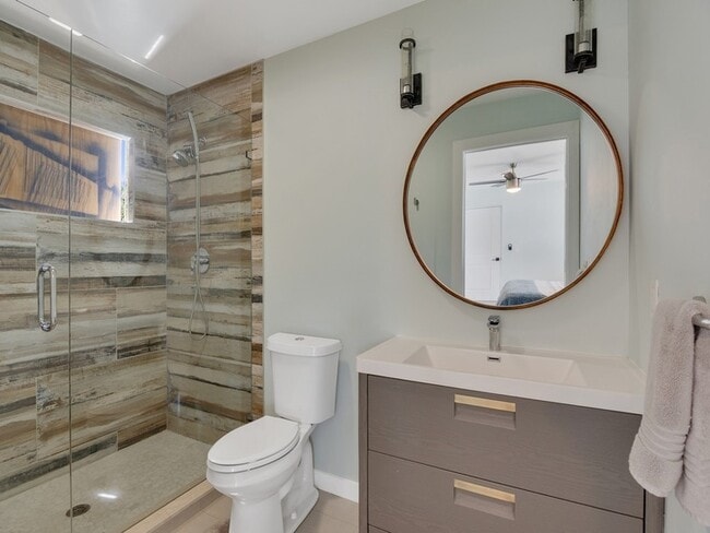 Building Photo - 606 Conn Way