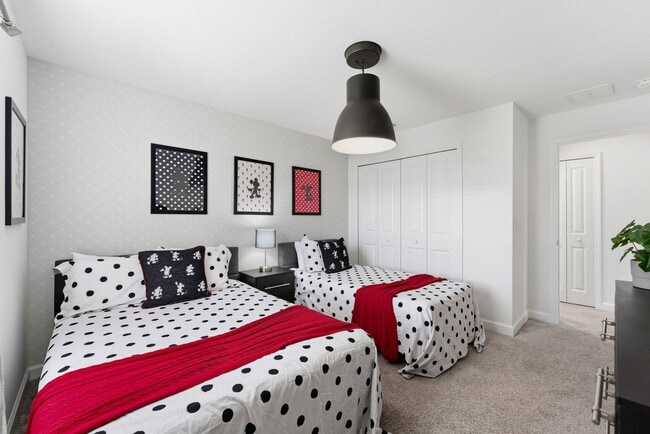 Building Photo - 4224 Paragraph Dr