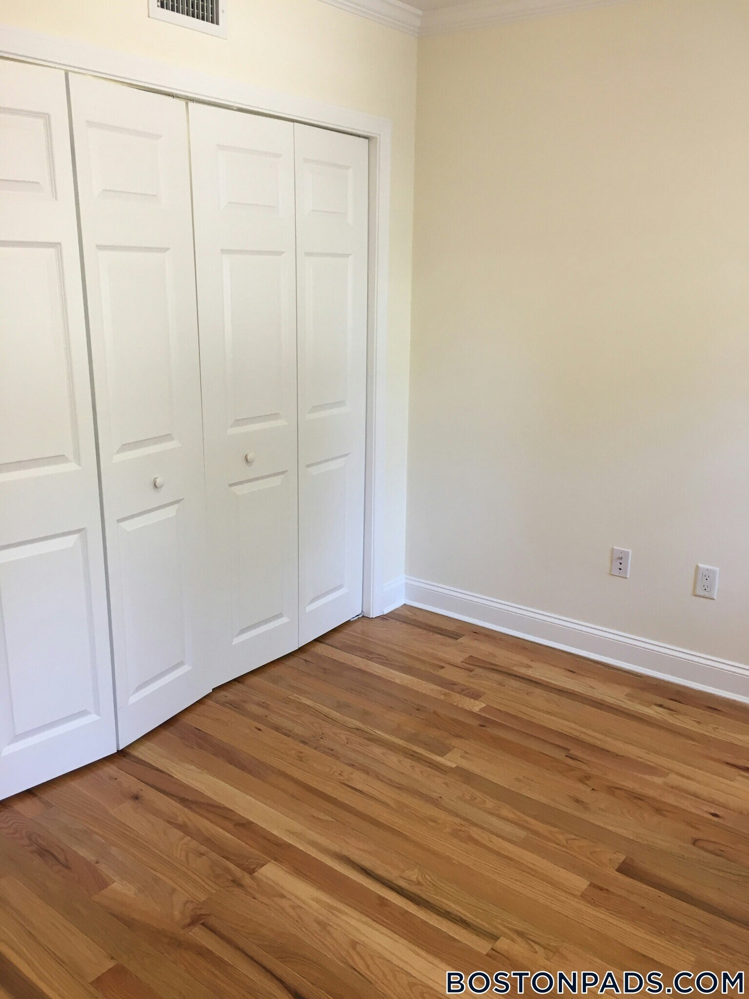 Building Photo - 3 Chauncy St