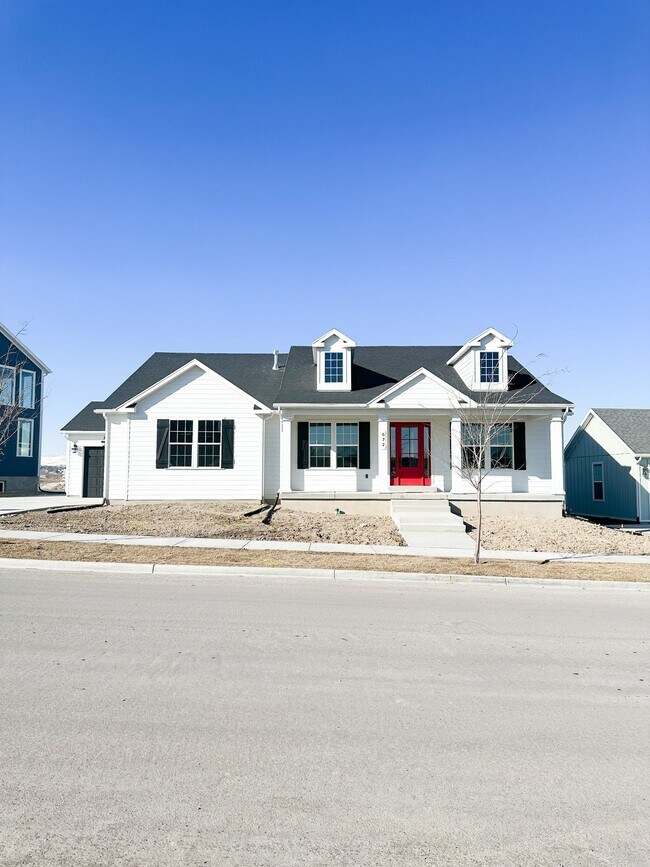 Building Photo - 672 Herald Dr