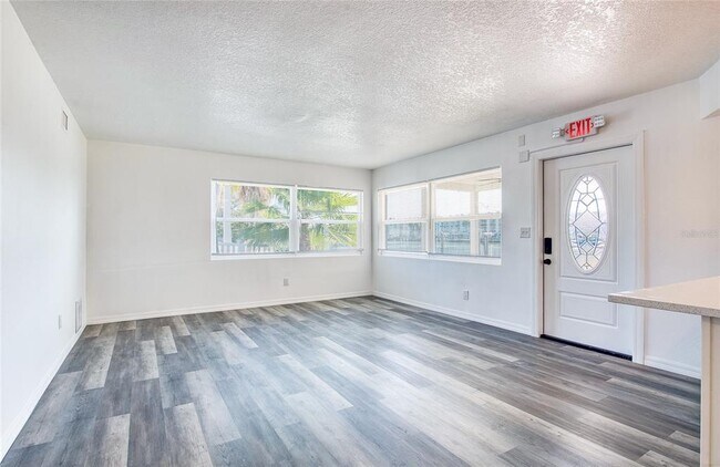 Building Photo - 717 E Gulf Blvd