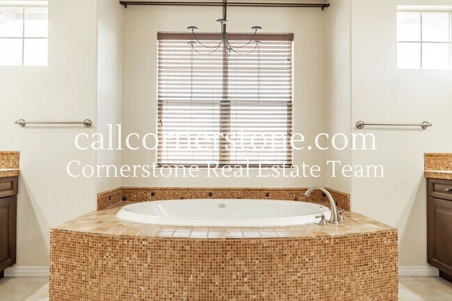 Building Photo - 13932 Sierra Star Ct