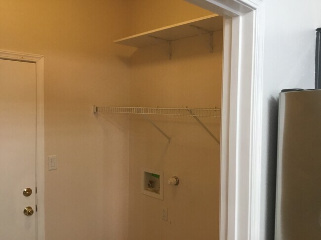 Building Photo - 10852 Arezzo Dr NW