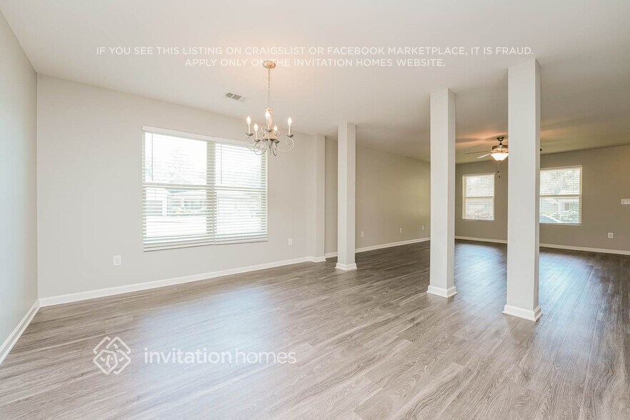 Building Photo - 10 Fernhill Ct