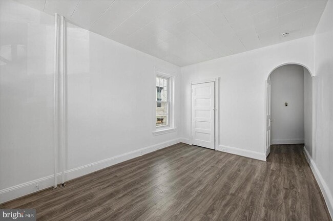 Building Photo - 4319 Mitchell St