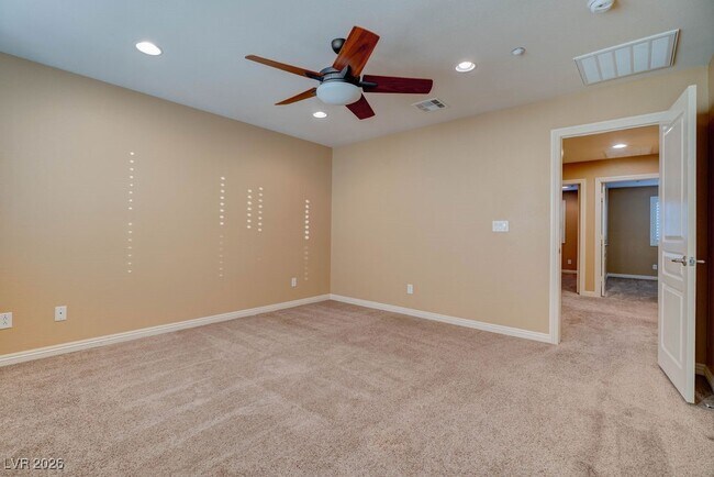 Building Photo - 2074 Waterlily View St