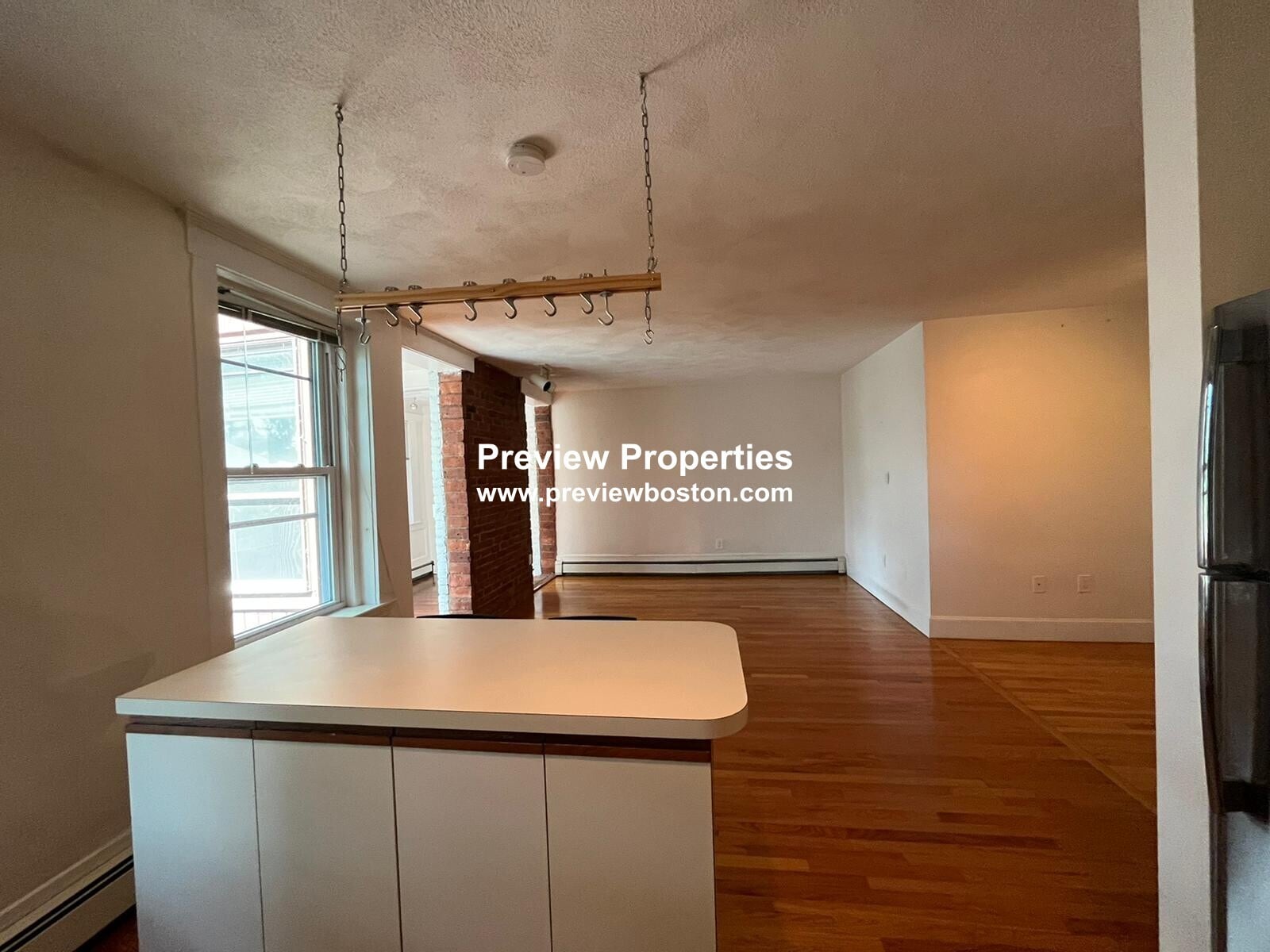 Building Photo - 19 South St