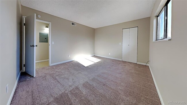 Building Photo - 2BR 2 Bed Condo in Green Mountain - Denver...