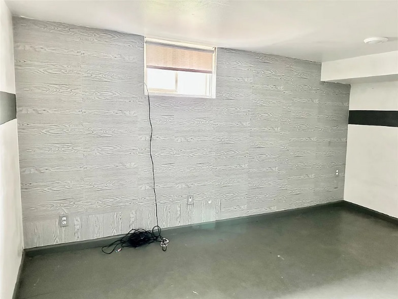 Building Photo - 25 Ogden St