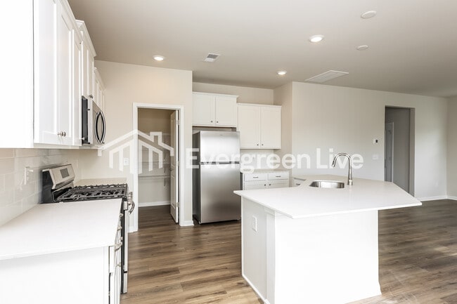 Building Photo - coming soon