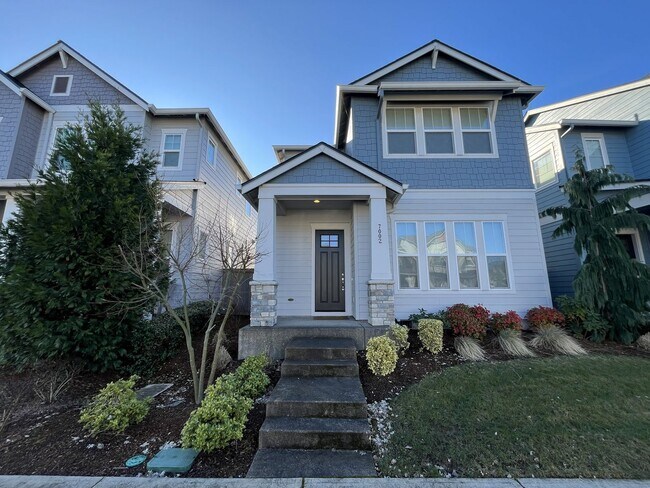Building Photo - 3-Bedroom Home in Reed’s Crossing with Luxurious Primary Suite & Open Floor Plan, Fireplace, Wash...