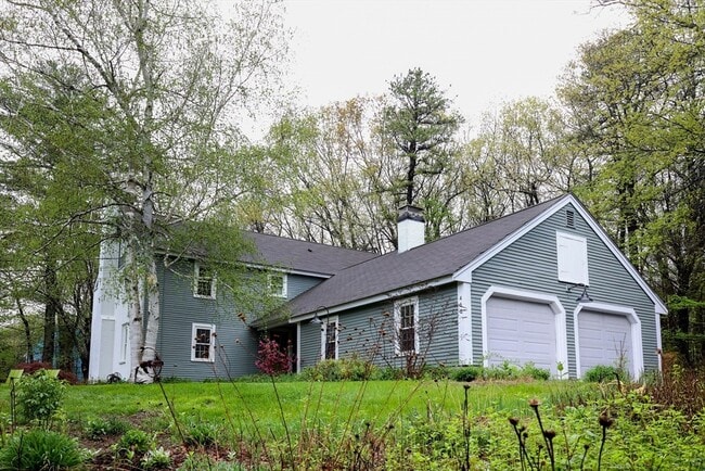 Primary Photo - 466 Longley Rd