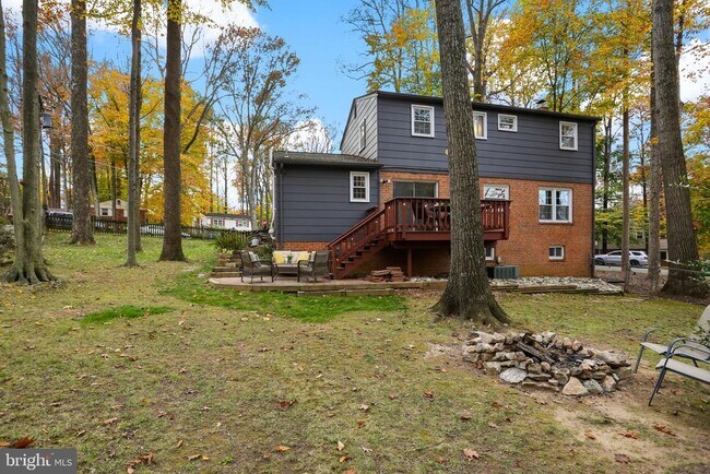 Building Photo - 4848 Red Fox Dr