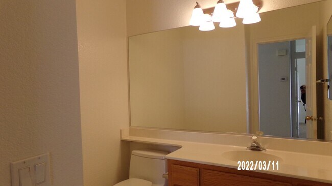 Building Photo - 252 Paseo Del Lago Cir