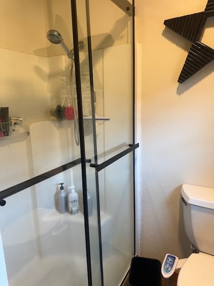 Building Photo - 198 Mystic Ln