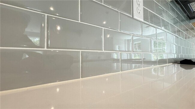 Building Photo - 1479 Creekside Cir NW