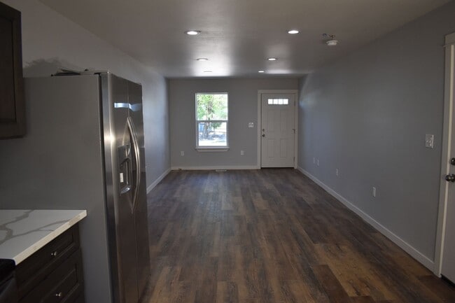 Building Photo - A St Townhomes