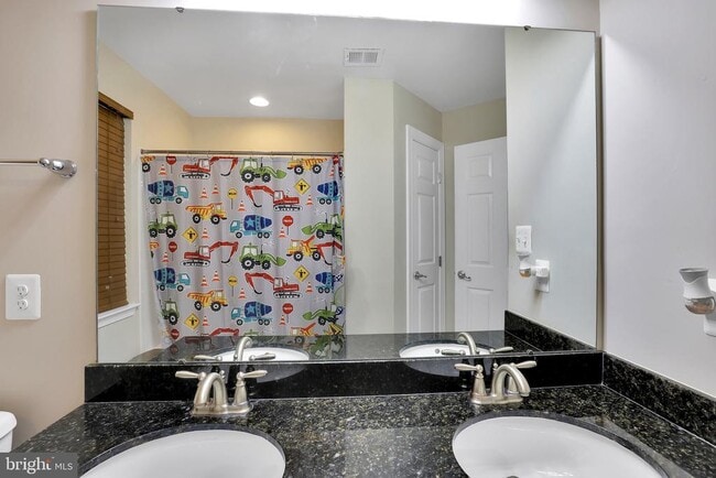 Building Photo - 8111 Alloway Ct