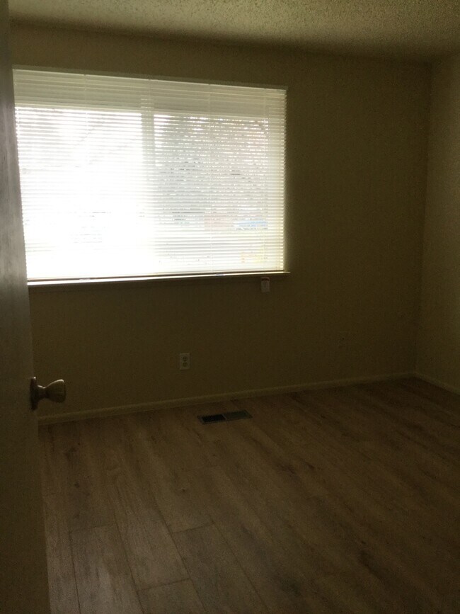 Building Photo - 4813 Memorie Ln