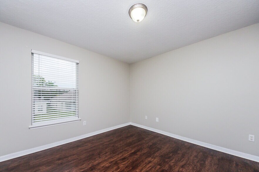 Building Photo - 4313 Creeks Run Blvd