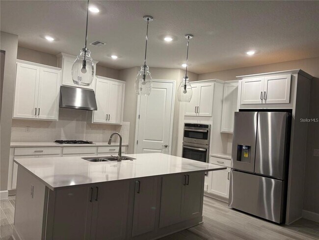 Building Photo - 33427 Landsman Lp