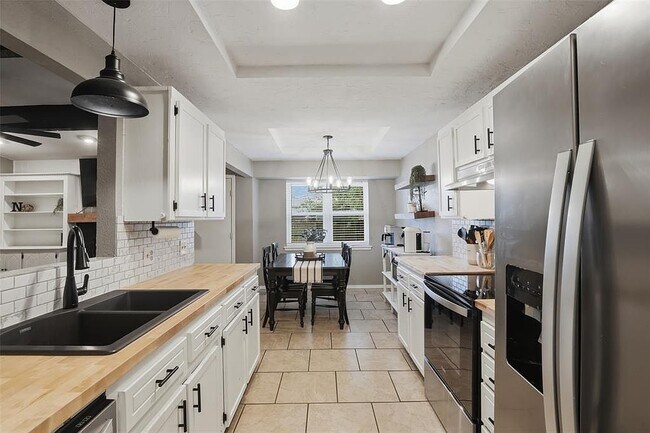 Building Photo - 10316 Glascow Dr