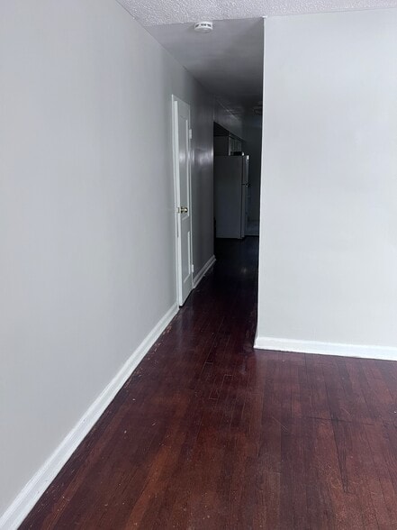 Building Photo - 5326 B St SE