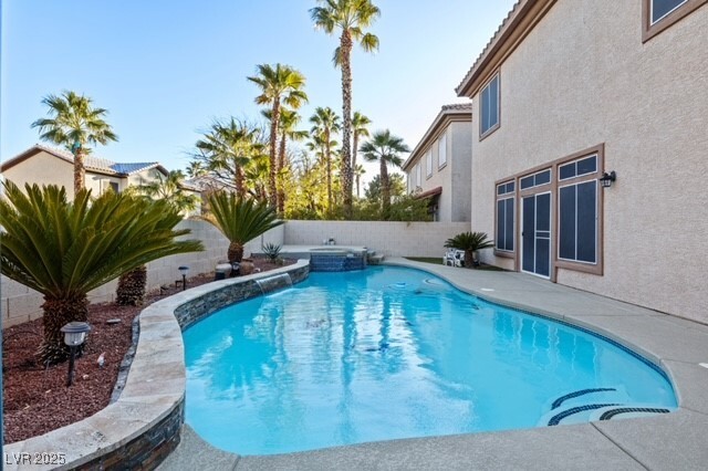 Building Photo - 4630 Laguna Vista St