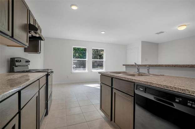 Building Photo - 26676 Pools Creek Dr