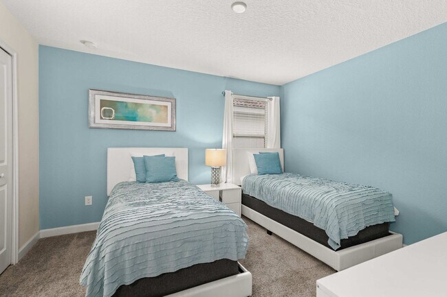 Building Photo - 1521 Flange Dr