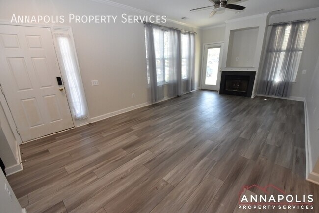 Building Photo - 8629 Willow Leaf Ln