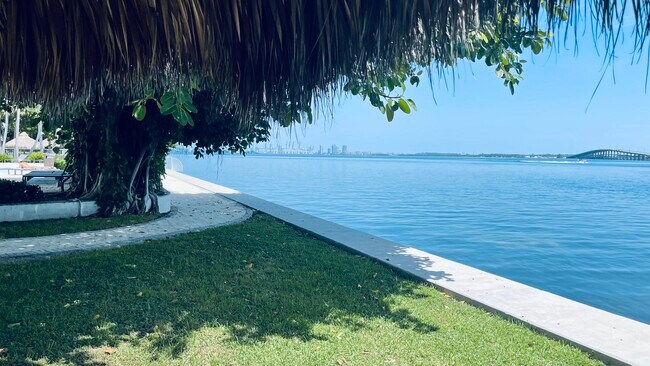 Building Photo - 2451 Brickell Ave