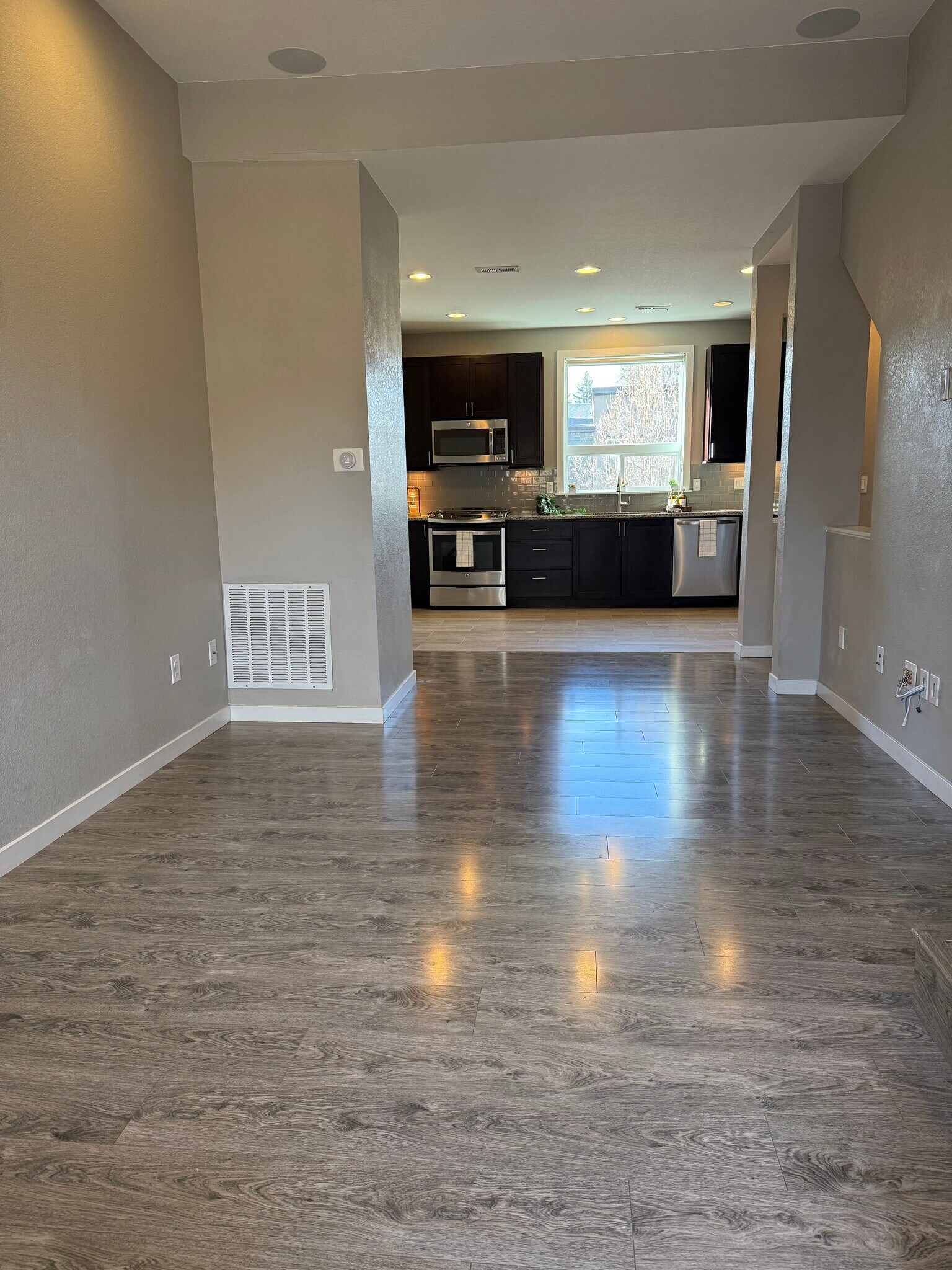 Building Photo - 5660 W 38th Ave