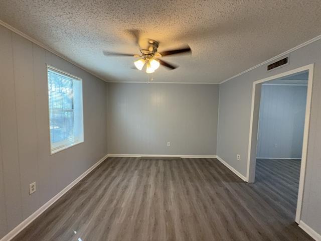 Building Photo - 1611 Voirin Rd