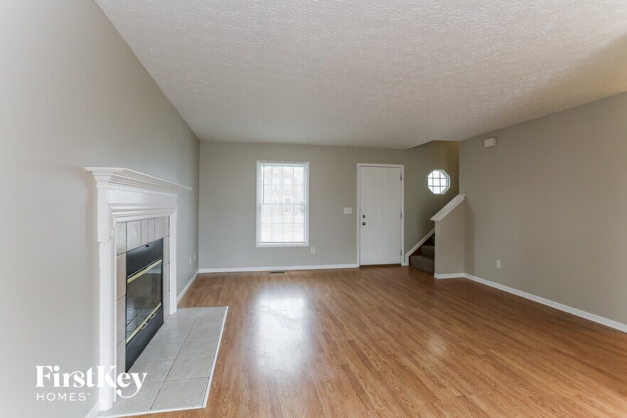 Building Photo - 5842 Rothrock Ct