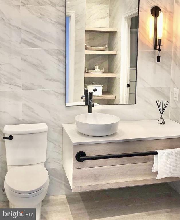 Building Photo - 2665 Prosperity Ave