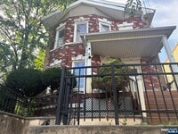 Building Photo - 31 Lanza Ave