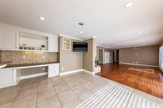 Building Photo - 11839 Stuckey Ln