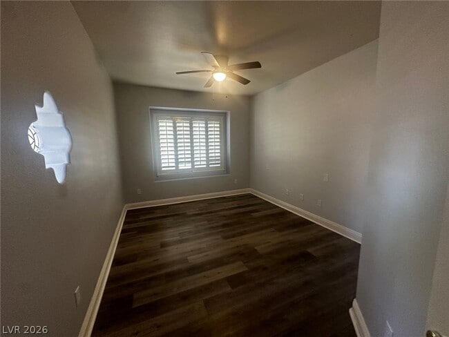 Building Photo - 8623 Golden Canyon Rd